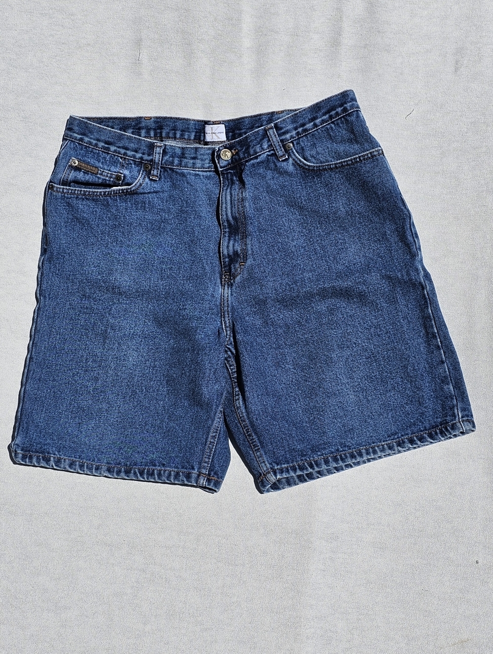 Calvin Klein Men's Short Size 38.